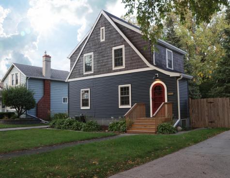 912 11th Street S Moorhead MN 56560