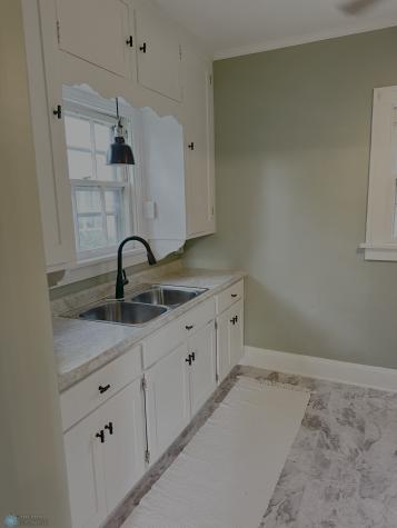 912 11th Street S Moorhead MN 56560