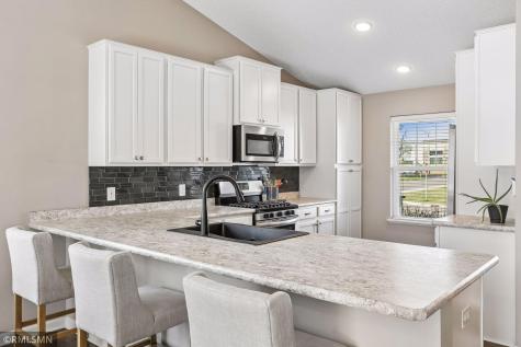 10702 Sumter Avenue N Brooklyn Park MN 55445