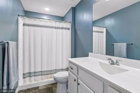 10702 Sumter Avenue N Brooklyn Park MN 55445