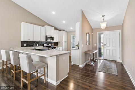 10702 Sumter Avenue N Brooklyn Park MN 55445