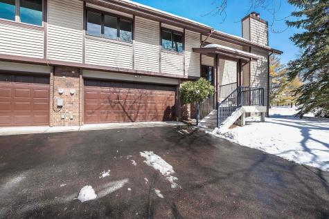 3112 Farnum Drive Eagan MN 55121