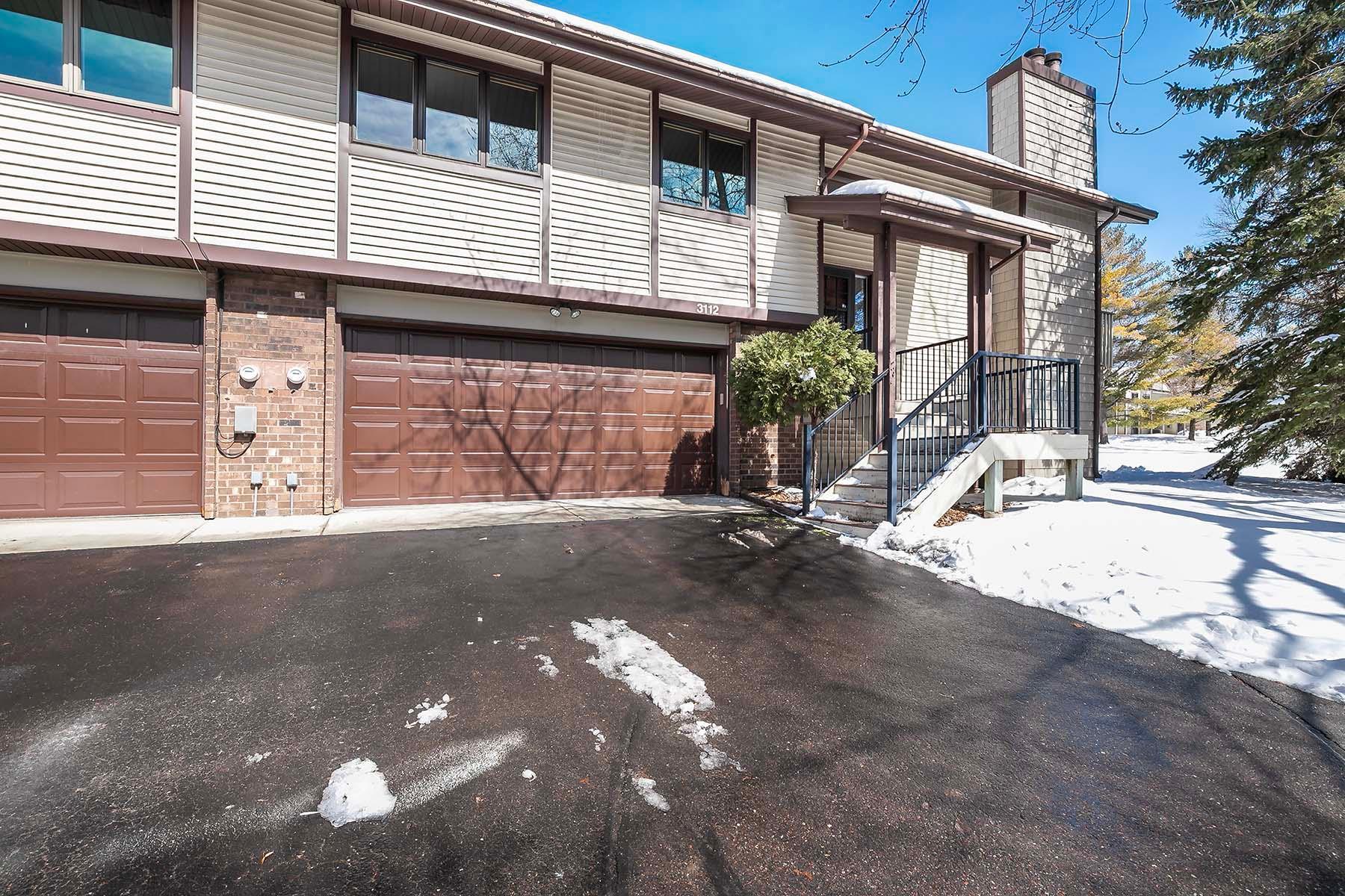 3112 Farnum Drive Eagan MN 55121