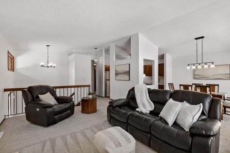3112 Farnum Drive Eagan MN 55121