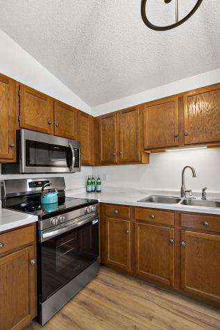 3112 Farnum Drive Eagan MN 55121