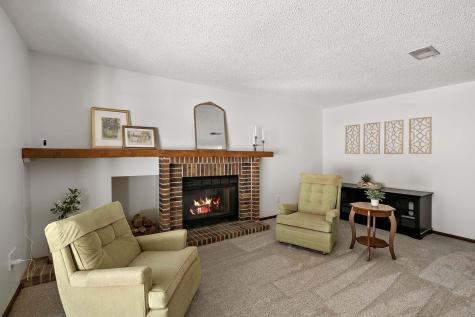 3112 Farnum Drive Eagan MN 55121
