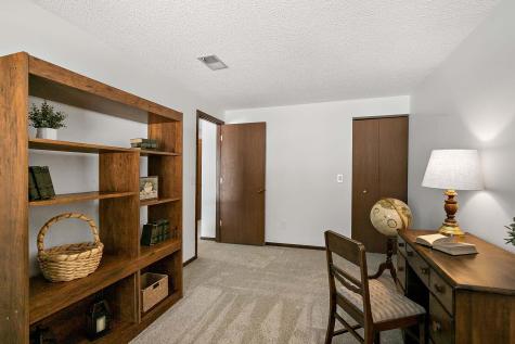 3112 Farnum Drive Eagan MN 55121