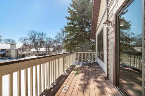 3112 Farnum Drive Eagan MN 55121