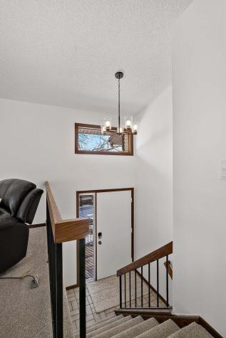 3112 Farnum Drive Eagan MN 55121