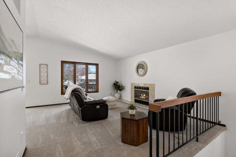 3112 Farnum Drive Eagan MN 55121