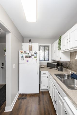1721 42nd Street S Fargo ND 58103
