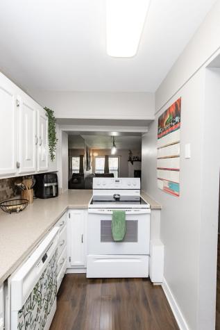 1721 42nd Street S Fargo ND 58103