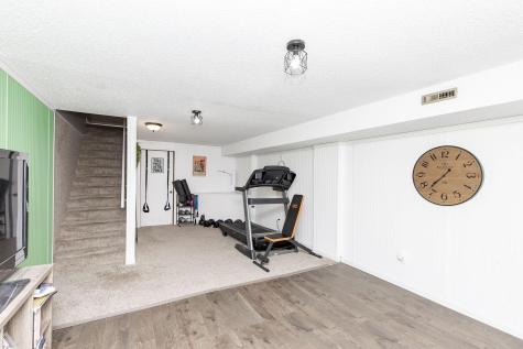 1721 42nd Street S Fargo ND 58103