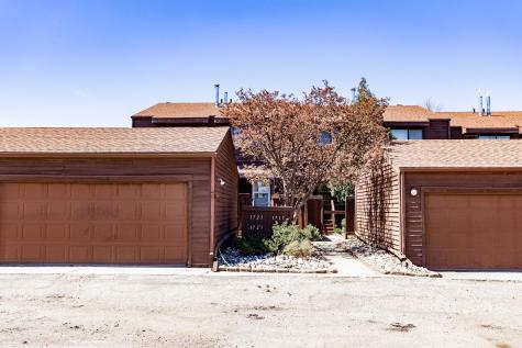 1721 42nd Street S Fargo ND 58103