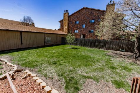1721 42nd Street S Fargo ND 58103