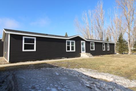 315 4th Street Davenport ND 58021