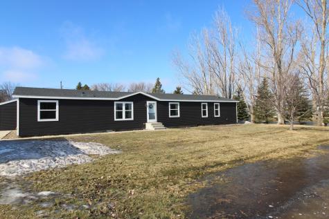 315 4th Street Davenport ND 58021