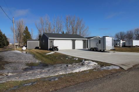 315 4th Street Davenport ND 58021