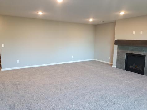 1104 2nd St Street NW Delano MN 55328