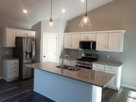 1104 2nd St Street NW Delano MN 55328