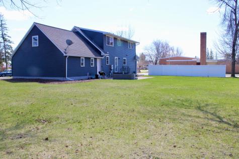 305 Arnold Avenue N Thief River Falls MN 56701