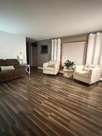 305 Arnold Avenue N Thief River Falls MN 56701