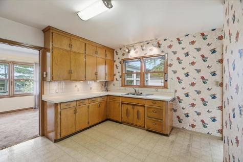 1633 Rome Avenue Saint Paul MN 55116