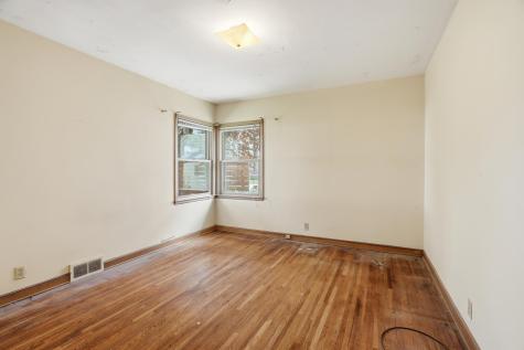 1633 Rome Avenue Saint Paul MN 55116