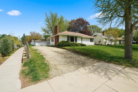 1633 Rome Avenue Saint Paul MN 55116
