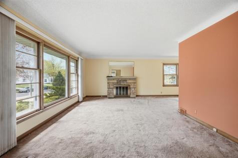 1633 Rome Avenue Saint Paul MN 55116