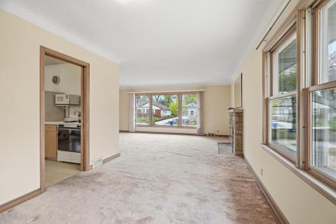 1633 Rome Avenue Saint Paul MN 55116