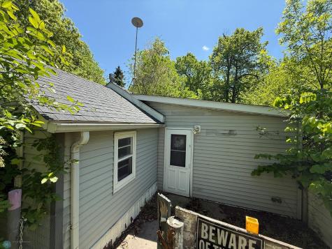 202 W Main Street Ada MN 56510