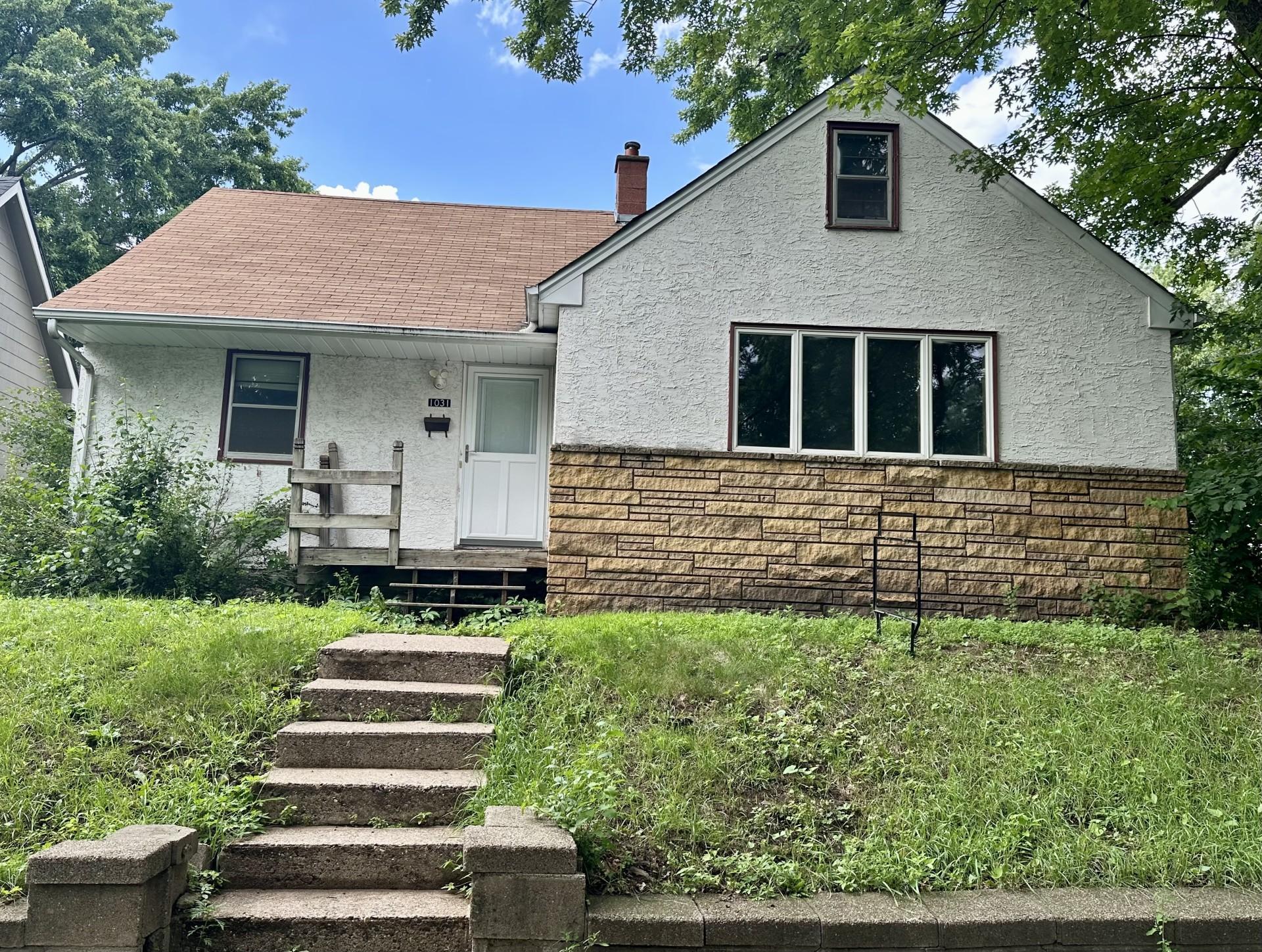 1031 Burgess Street Saint Paul MN 55103