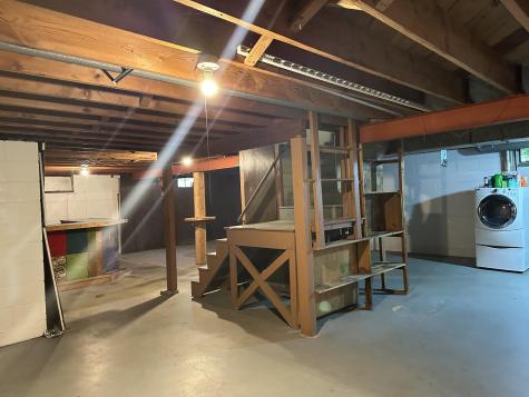1031 Burgess Street Saint Paul MN 55103