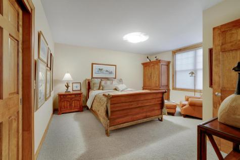 15330 Masons Pointe Eden Prairie MN 55347