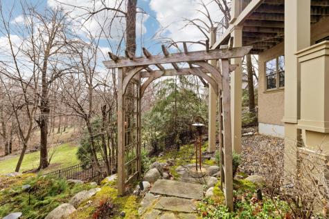 15330 Masons Pointe Eden Prairie MN 55347