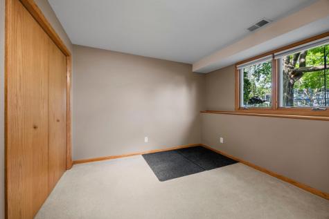 13274 Inglewood Avenue Savage MN 55378