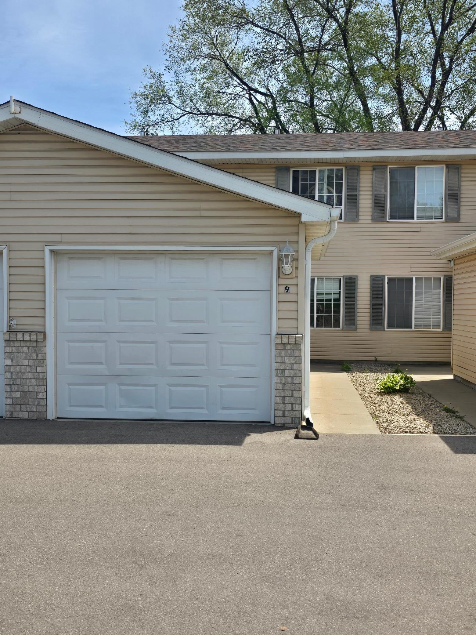 915 7th Street Jordan MN 55352