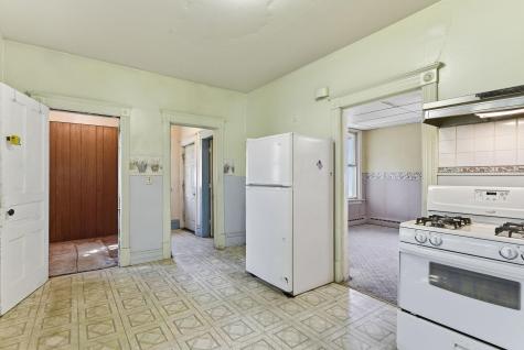 53 Geranium Avenue E Saint Paul MN 55117