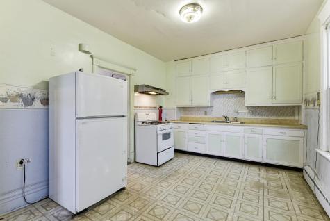 53 Geranium Avenue E Saint Paul MN 55117