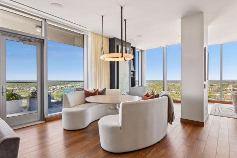 255 Hennepin Avenue Minneapolis MN 55408