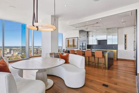 255 Hennepin Avenue Minneapolis MN 55408