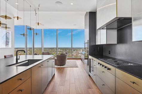 255 Hennepin Avenue Minneapolis MN 55408