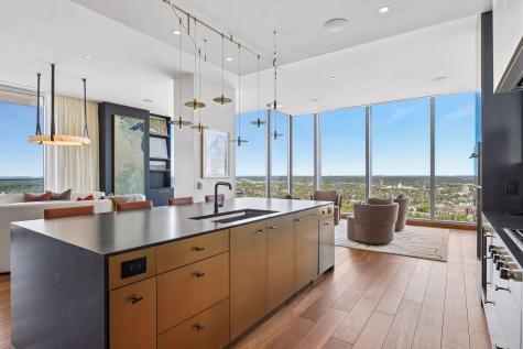 255 Hennepin Avenue Minneapolis MN 55408