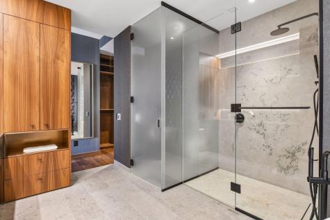 255 Hennepin Avenue Minneapolis MN 55408