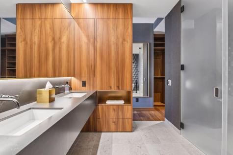 255 Hennepin Avenue Minneapolis MN 55408