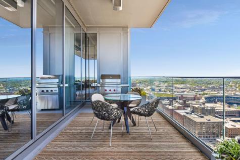 255 Hennepin Avenue Minneapolis MN 55408