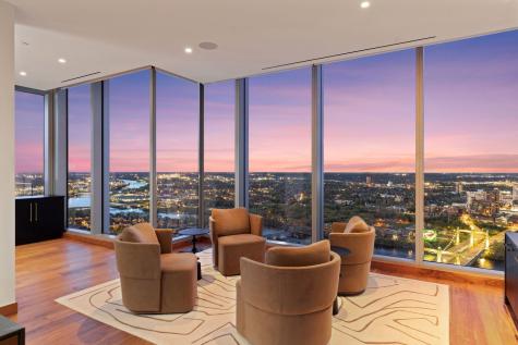 255 Hennepin Avenue Minneapolis MN 55408
