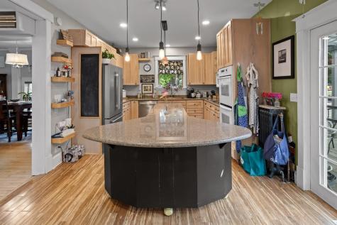 429 9th Avenue S Fargo ND 58103