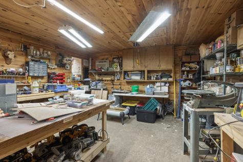429 9th Avenue S Fargo ND 58103